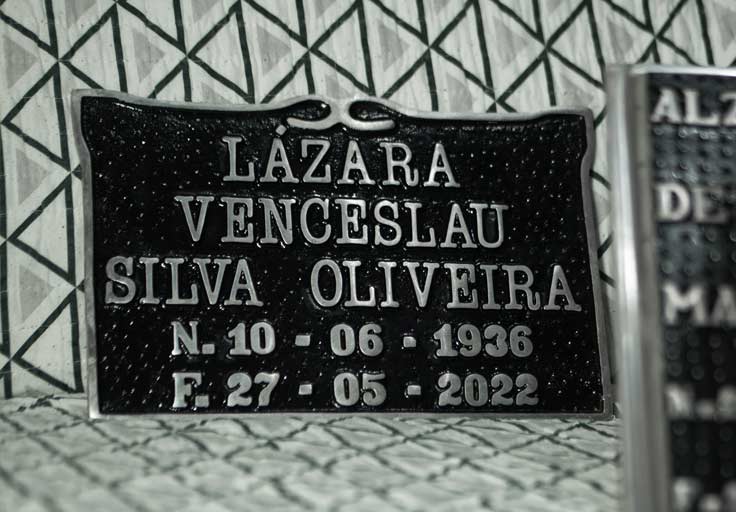Placa Cemitério